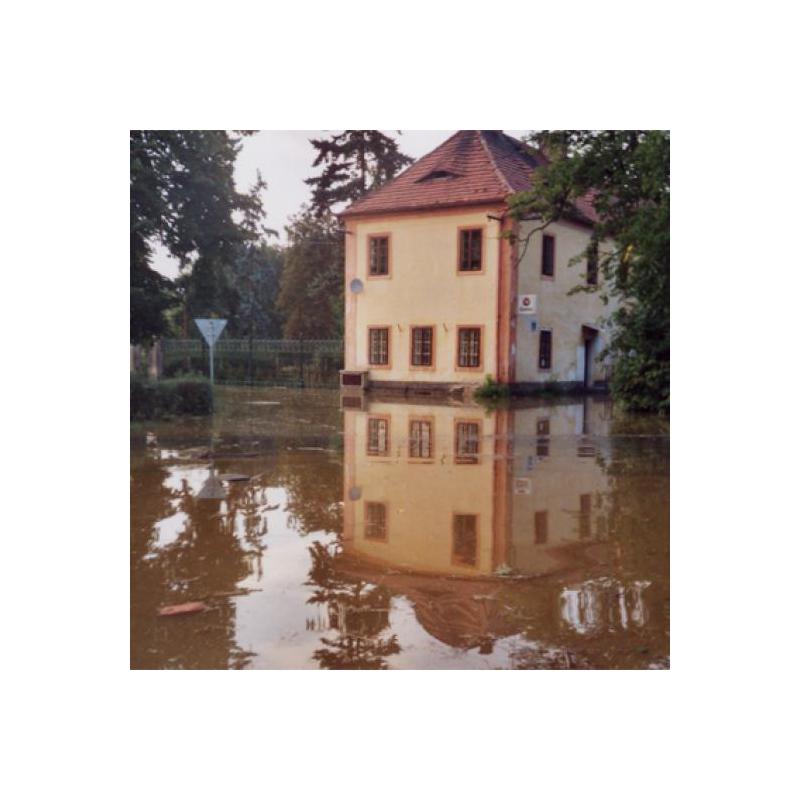 Povodně 2002 - povodne-06.jpg